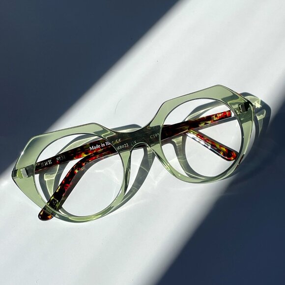 SEE Eyewear 5831 Green / Tortoise Arms Glasses - Picture 1 of 4